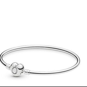 Pandora Jewelry - MOMENTS SILVER BANGLE BRACELET, HEART CLASP SIlver Pandora Jewelry - MOMENTS SILVER BANGLE BRACELET, HEART CLASP SIlver
